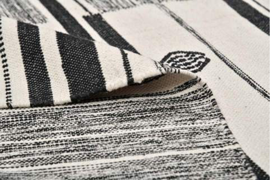Cotton Wool Hand Woven Rug Size 5x8